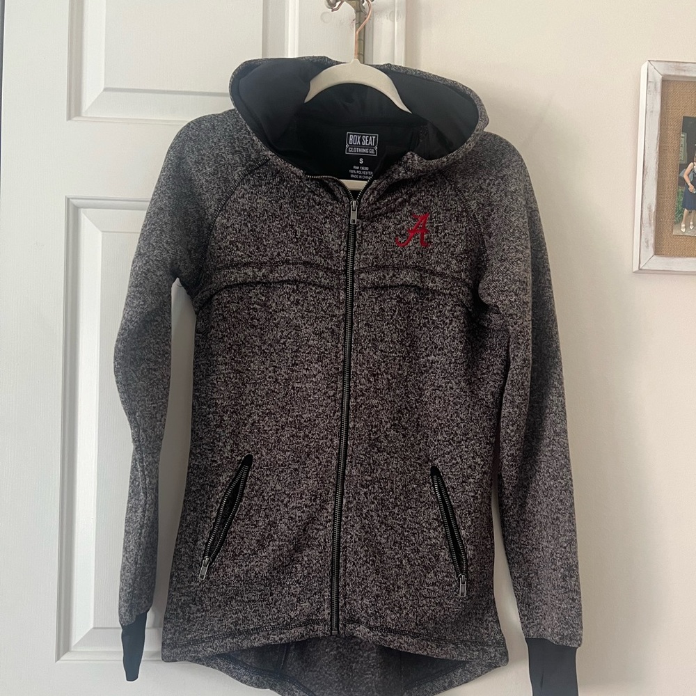 Box seat hooded jacket size S